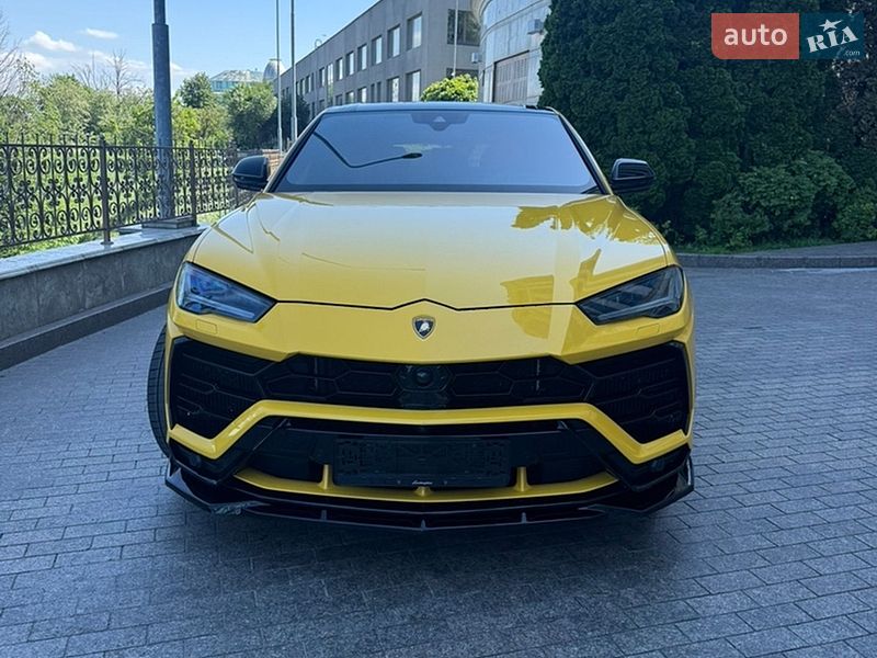 Внедорожник / Кроссовер Lamborghini Urus 2019 в Киеве