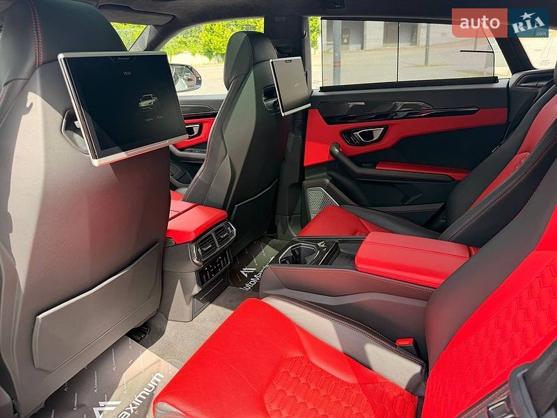 Внедорожник / Кроссовер Lamborghini Urus 2020 в Киеве
