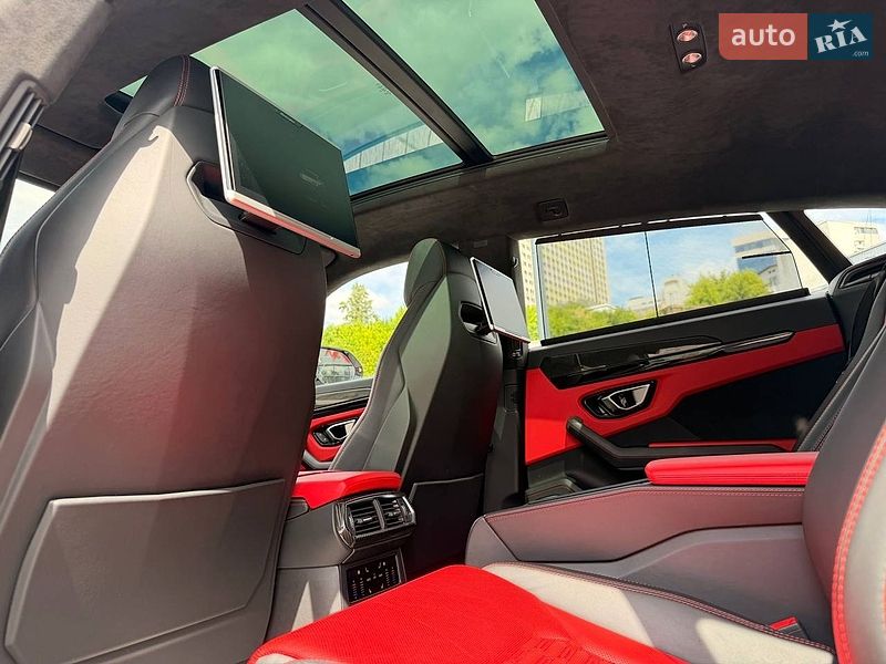 Внедорожник / Кроссовер Lamborghini Urus 2020 в Киеве