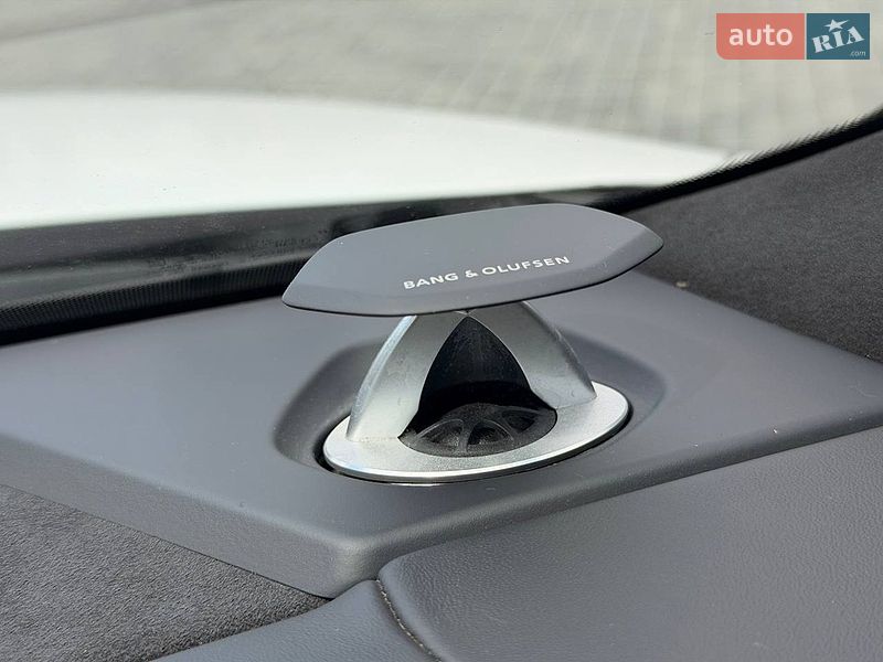 Внедорожник / Кроссовер Lamborghini Urus 2020 в Киеве
