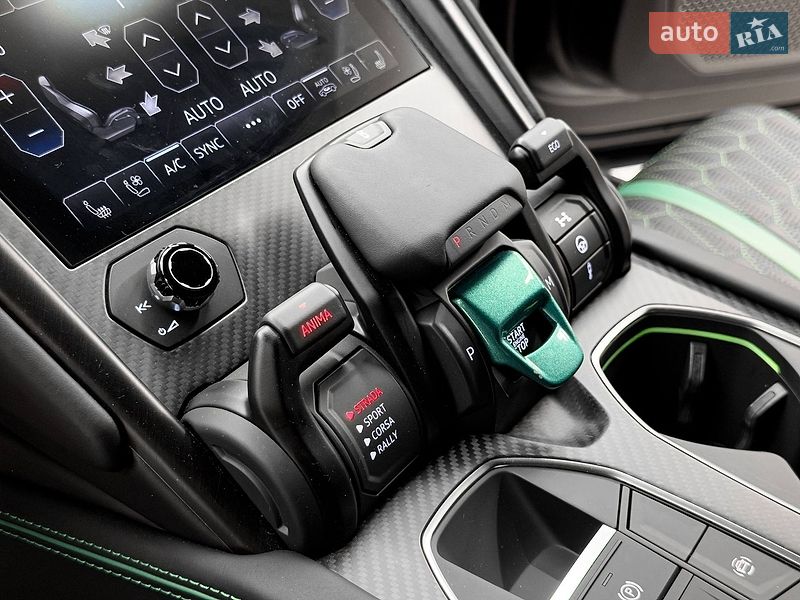 Внедорожник / Кроссовер Lamborghini Urus 2023 в Киеве