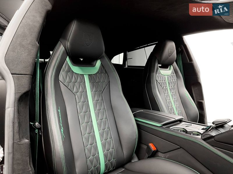 Внедорожник / Кроссовер Lamborghini Urus 2023 в Киеве