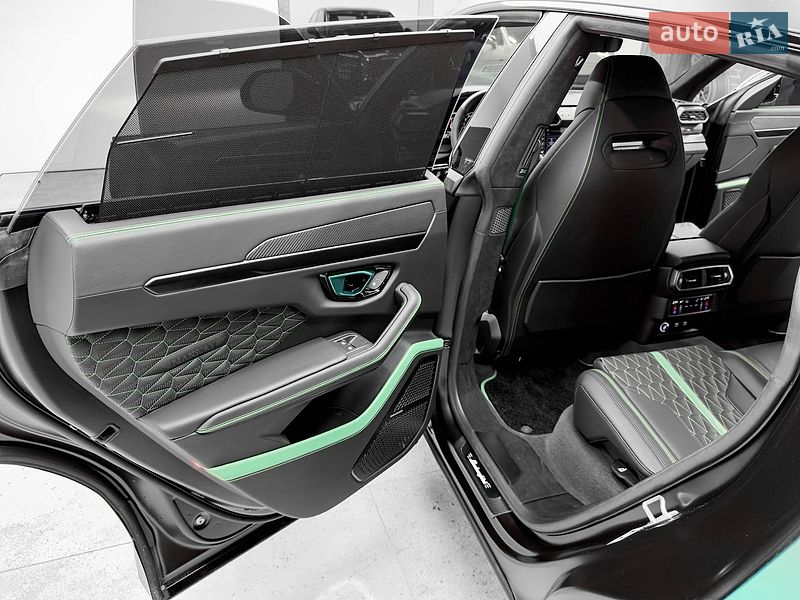 Внедорожник / Кроссовер Lamborghini Urus 2023 в Киеве