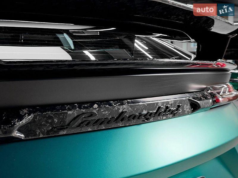 Внедорожник / Кроссовер Lamborghini Urus 2023 в Киеве