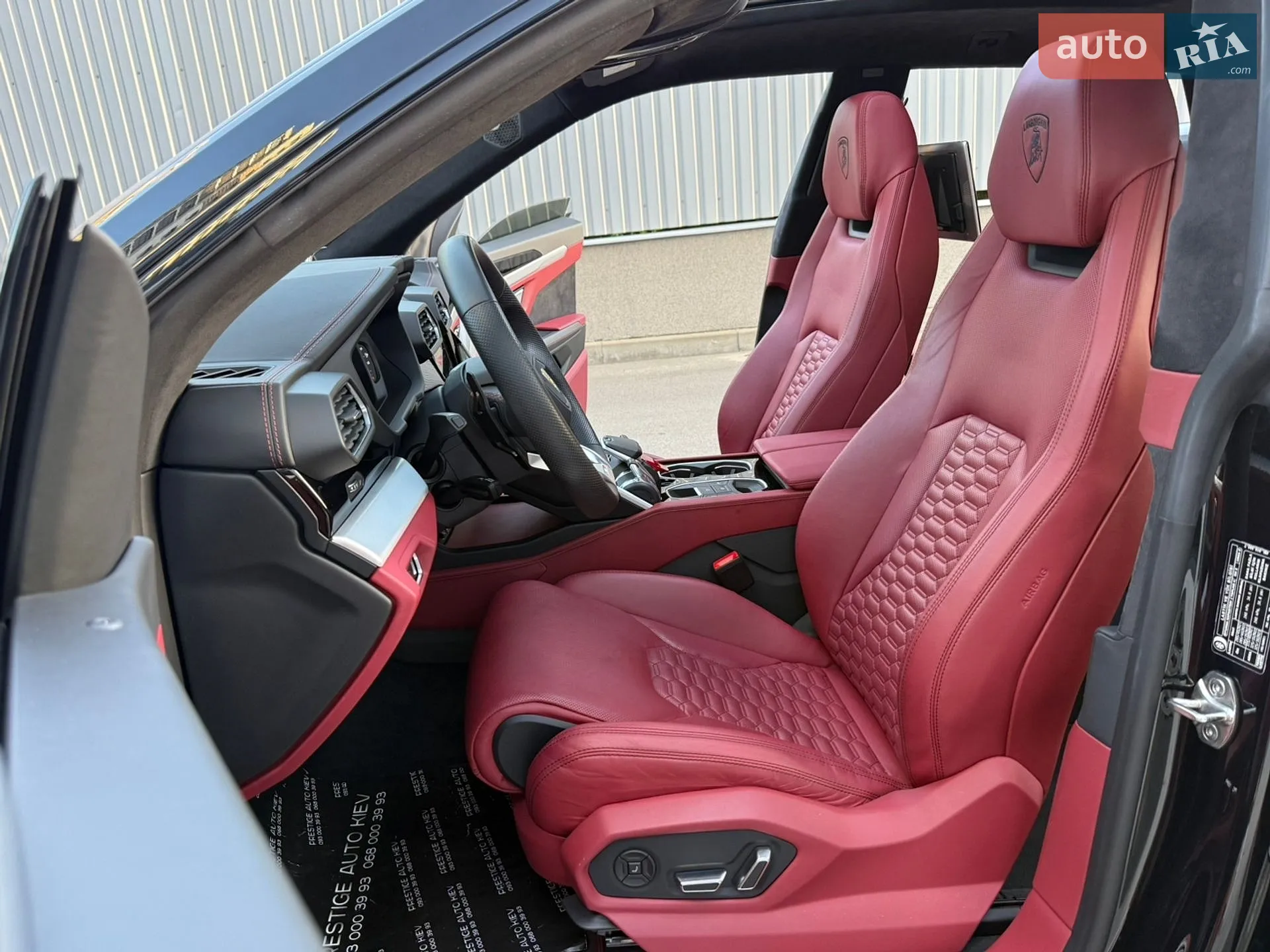 2020 Lamborghini Urus Concept - мініатюра 46