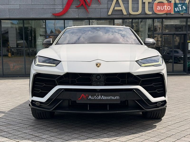 Внедорожник / Кроссовер Lamborghini Urus 2020 в Киеве