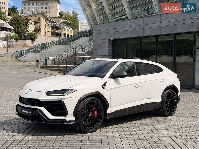 Внедорожник / Кроссовер Lamborghini Urus 2020 в Киеве