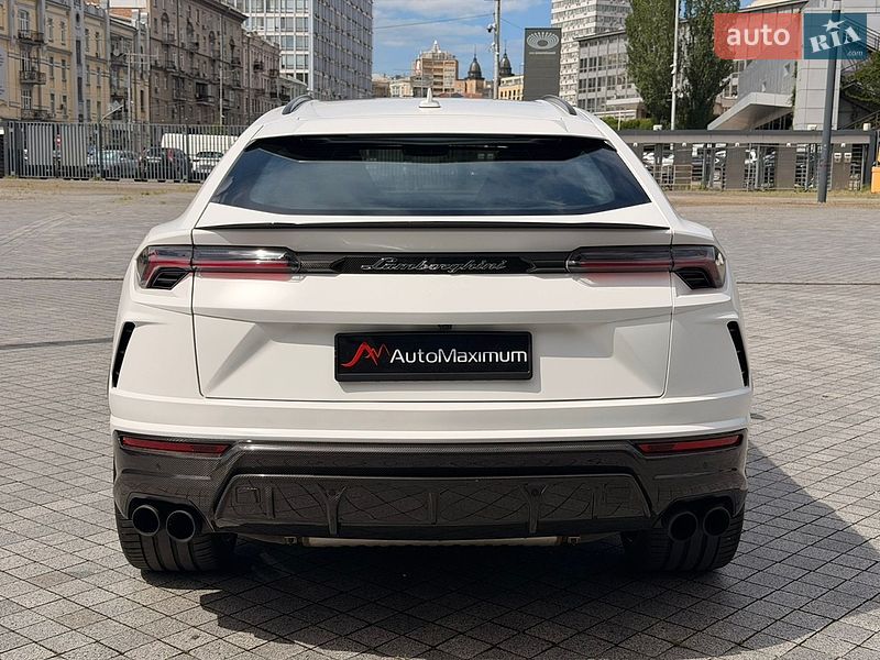 Внедорожник / Кроссовер Lamborghini Urus 2020 в Киеве