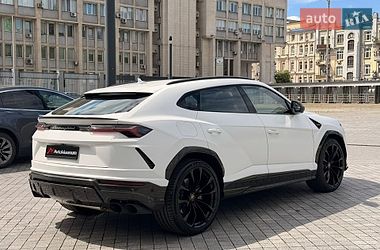 Внедорожник / Кроссовер Lamborghini Urus 2020 в Киеве