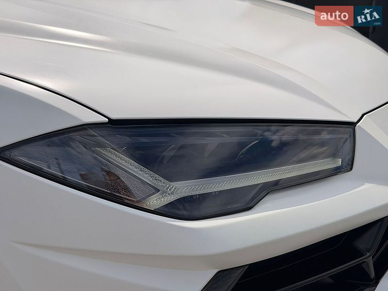 Внедорожник / Кроссовер Lamborghini Urus 2020 в Киеве