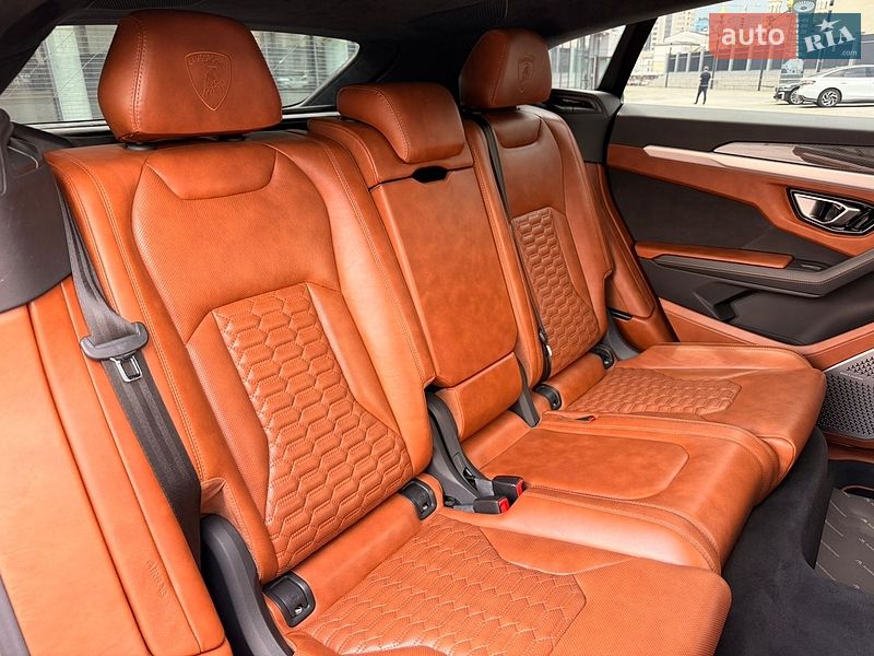 Позашляховик / Кросовер Lamborghini Urus 2020 в Києві фото 35 Позашляховик / Кросовер Lamborghini Urus 2020 в Києві