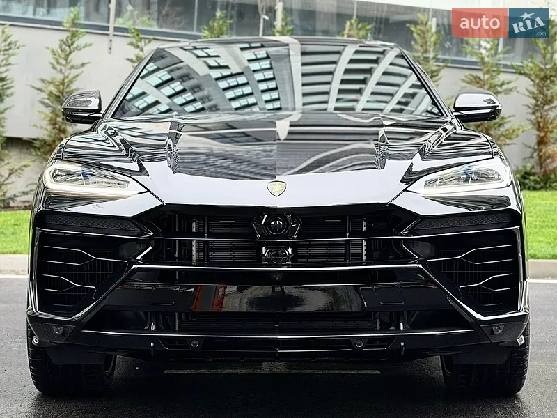 Lamborghini Urus 2026