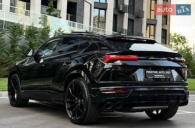 Внедорожник / Кроссовер Lamborghini Urus 2020 в Киеве фото 22 Внедорожник / Кроссовер Lamborghini Urus 2020 в Киеве