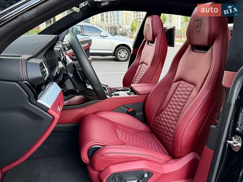 Внедорожник / Кроссовер Lamborghini Urus 2020 в Киеве фото 42 Внедорожник / Кроссовер Lamborghini Urus 2020 в Киеве
