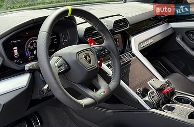 Внедорожник / Кроссовер Lamborghini Urus 2020 в Киеве фото 12 Внедорожник / Кроссовер Lamborghini Urus 2020 в Киеве