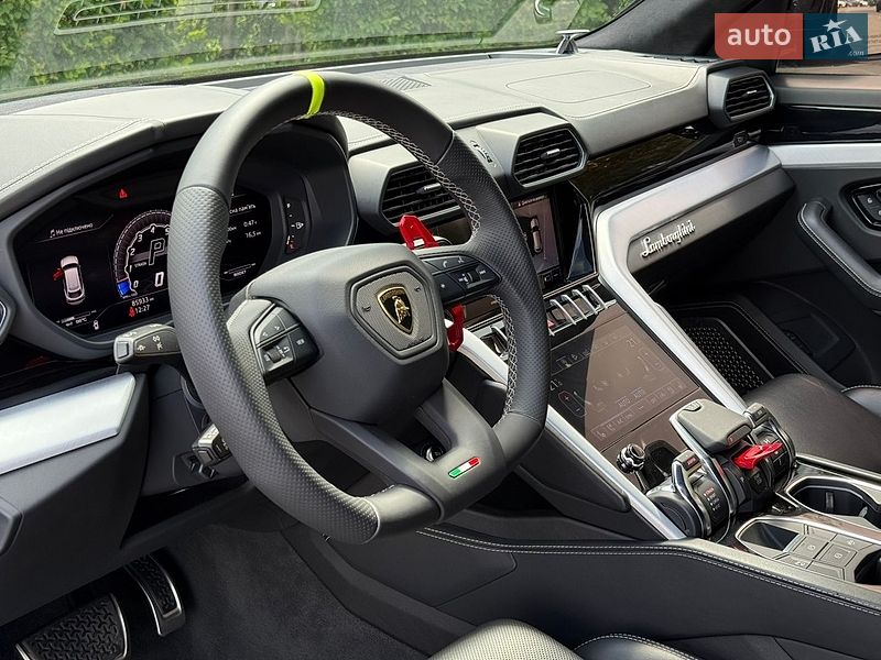 Внедорожник / Кроссовер Lamborghini Urus 2020 в Киеве фото 12 Внедорожник / Кроссовер Lamborghini Urus 2020 в Киеве