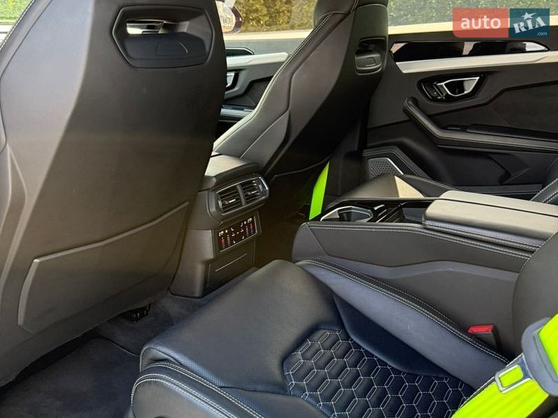 Внедорожник / Кроссовер Lamborghini Urus 2020 в Киеве фото 25 Внедорожник / Кроссовер Lamborghini Urus 2020 в Киеве