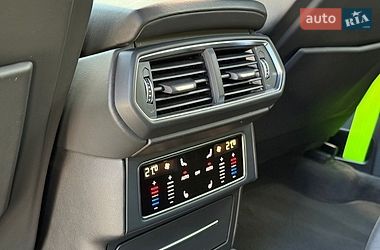 Внедорожник / Кроссовер Lamborghini Urus 2020 в Киеве фото 26 Внедорожник / Кроссовер Lamborghini Urus 2020 в Киеве