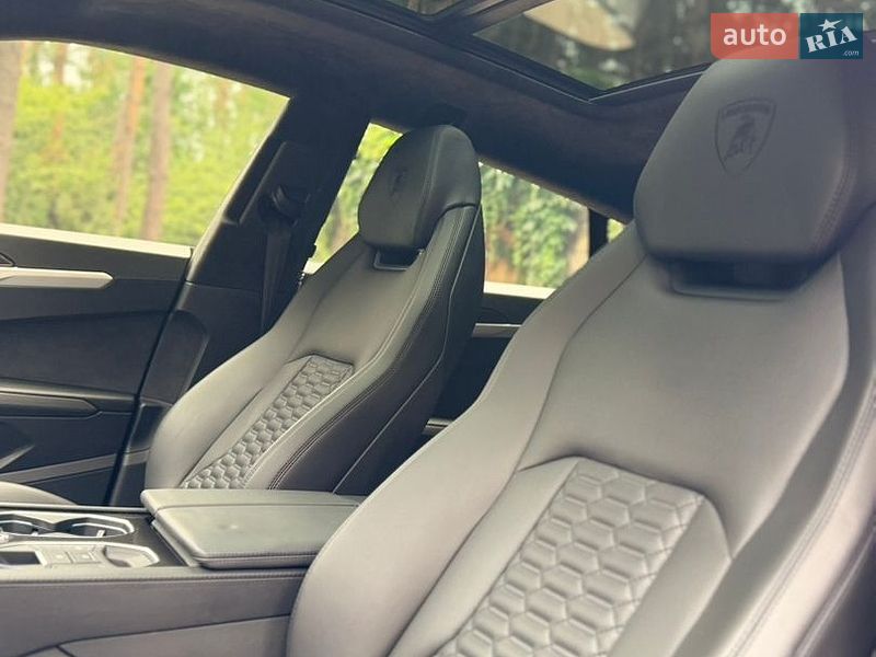 Позашляховик / Кросовер Lamborghini Urus 2019 в Львові