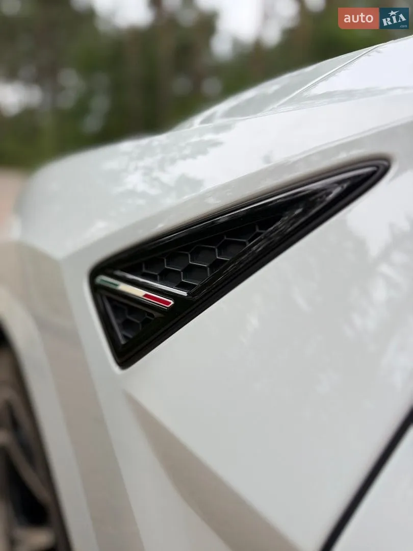 2019 Lamborghini Urus Concept - мініатюра 36
