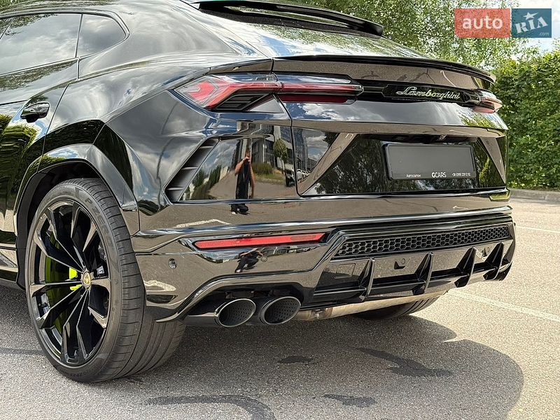 Внедорожник / Кроссовер Lamborghini Urus 2020 в Киеве