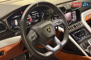 Позашляховик / Кросовер Lamborghini Urus 2020 в Києві фото 12 Позашляховик / Кросовер Lamborghini Urus 2020 в Києві