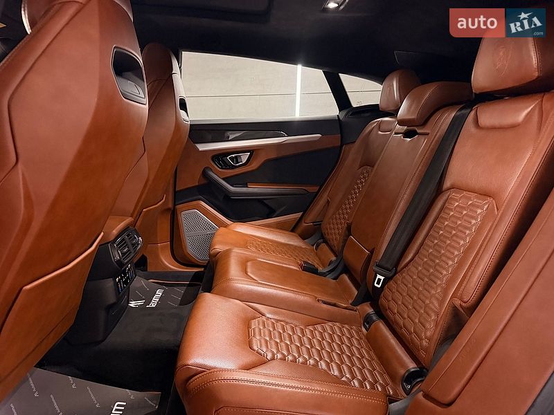 Позашляховик / Кросовер Lamborghini Urus 2020 в Києві фото 23 Позашляховик / Кросовер Lamborghini Urus 2020 в Києві