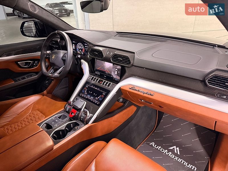 Позашляховик / Кросовер Lamborghini Urus 2020 в Києві фото 29 Позашляховик / Кросовер Lamborghini Urus 2020 в Києві