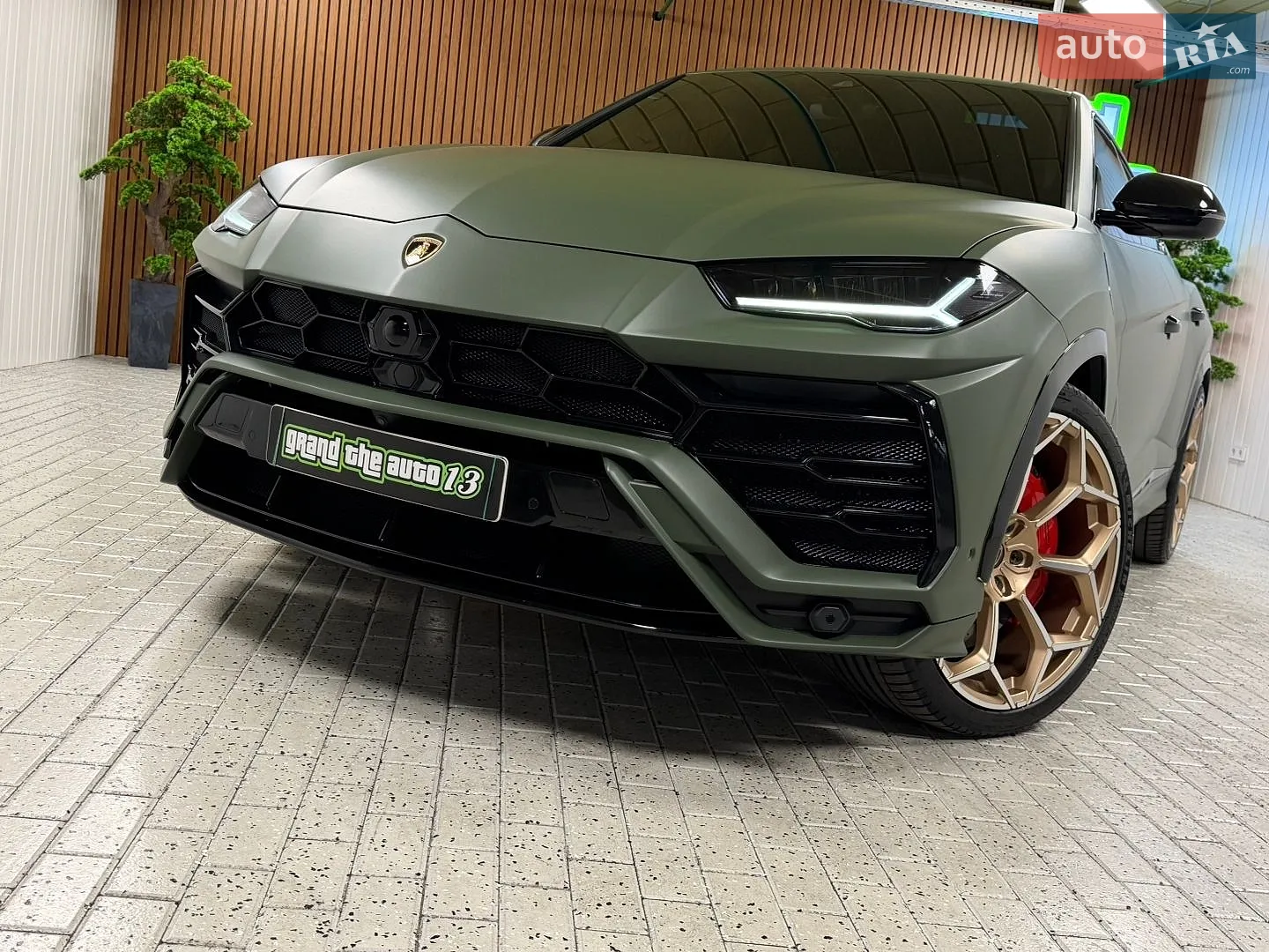 2020 Lamborghini Urus Concept - мініатюра 12