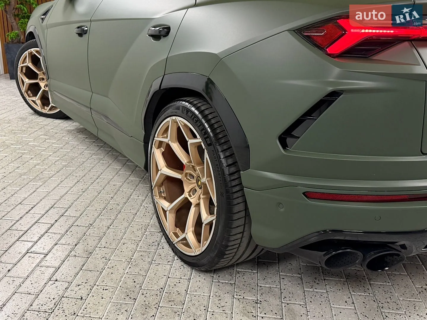 2020 Lamborghini Urus Concept - мініатюра 71