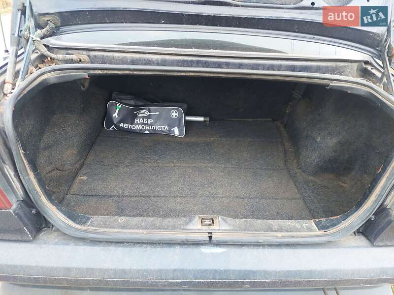 Седан Lancia Dedra 1992 в Любашевке