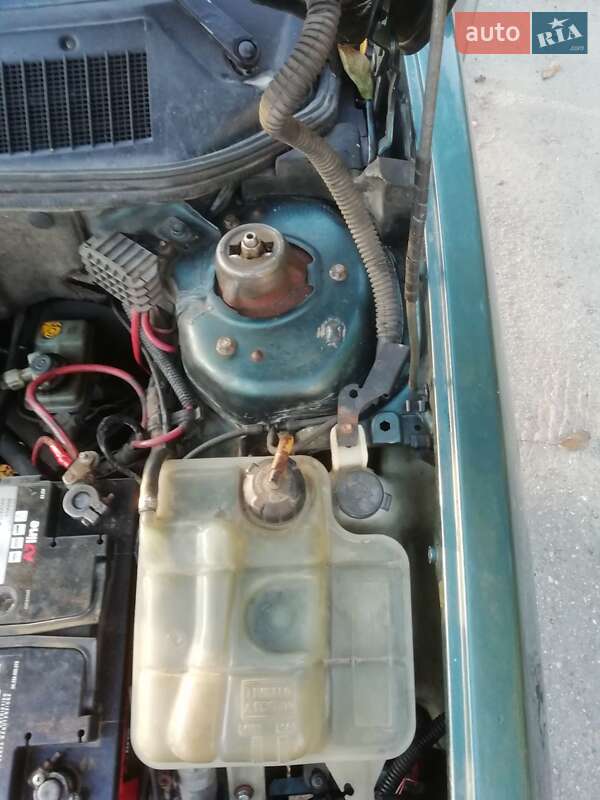 Хетчбек Lancia Dedra 1996 в Івано-Франківську