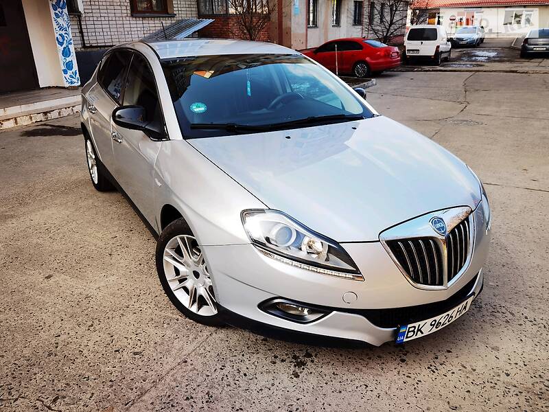 Универсал Lancia Delta 2009 в Ровно