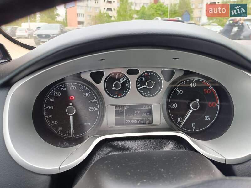 Хэтчбек Lancia Delta 2009 в Киеве фото 12 Хэтчбек Lancia Delta 2009 в Киеве