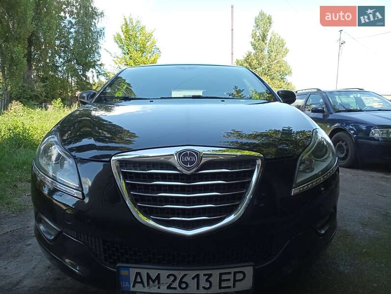 Хэтчбек Lancia Delta 2014 в Олевске