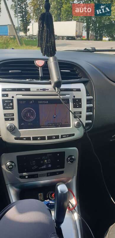 Хэтчбек Lancia Delta 2010 в Стрые
