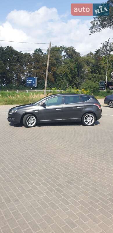 Хэтчбек Lancia Delta 2010 в Стрые