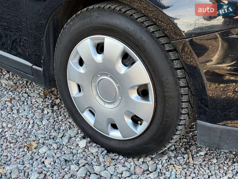 Хэтчбек Lancia Delta 2008 в Стрые