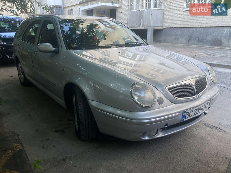 Универсал Lancia Lybra 2002 в 