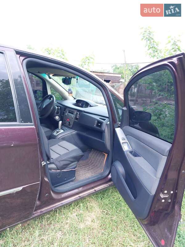 Хетчбек Lancia Musa 2008 в П'ятихатках