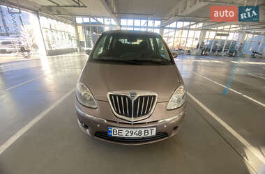 Микровэн Lancia Musa 2008 в 