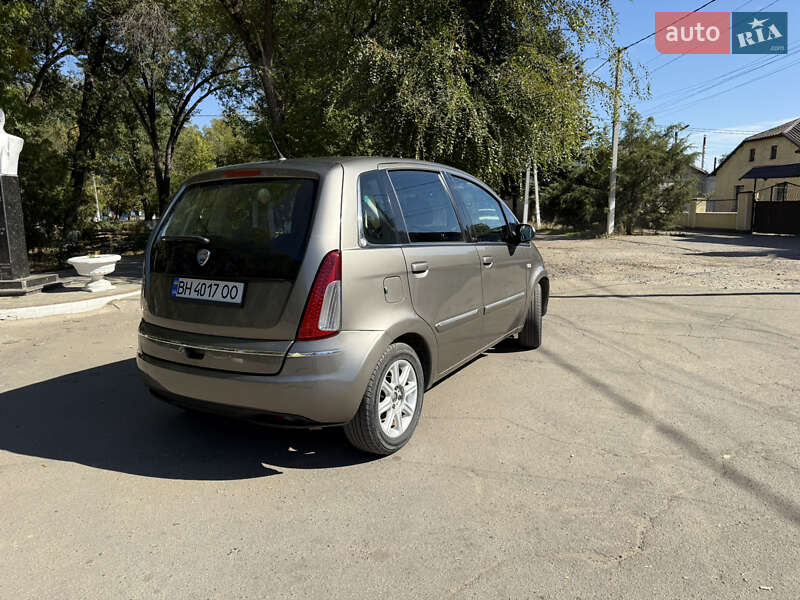 Микровэн Lancia Musa 2010 в Одессе