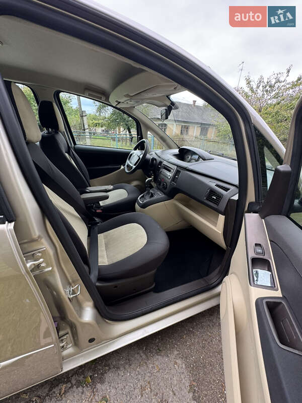 Мікровен Lancia Musa 2007 в Хотині