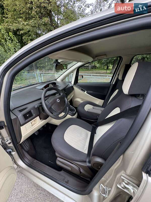 Мікровен Lancia Musa 2007 в Хотині