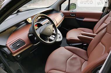 Минивэн Lancia Phedra 2010 в 