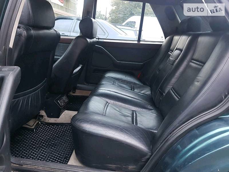 Lancia Thema 1992 года