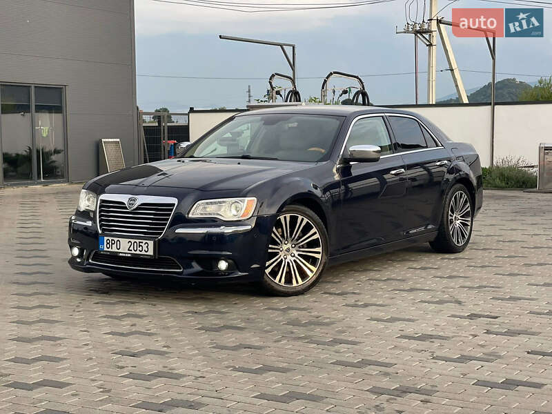 Седан Lancia Thema 2012 в Хусте фото Седан Lancia Thema 2012 в Хусте