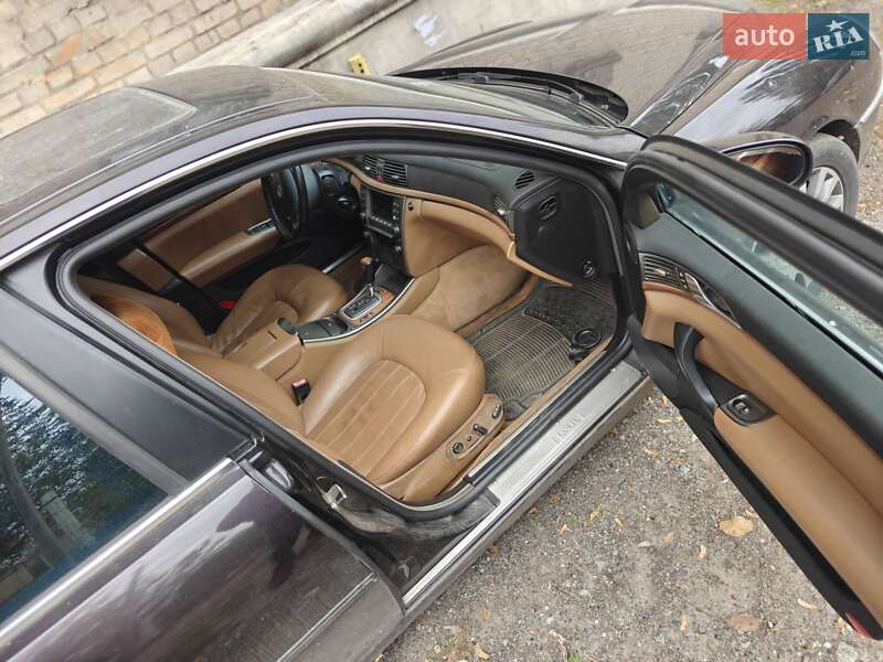 Седан Lancia Thesis 2004 в Киеве