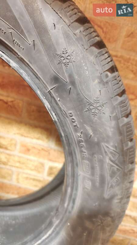 Седан Lancia Thesis 2004 в Киеве