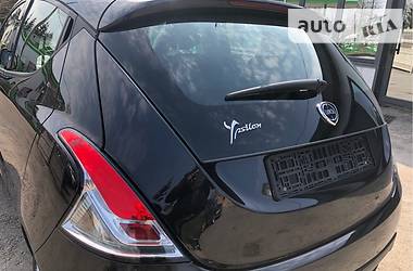 Хетчбек Lancia Ypsilon 2012 в Тернополі